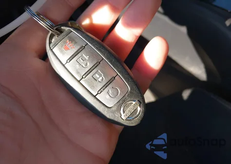 2017 Nissan Rogue Sv z USA, uszkodzony, nr VIN KNMAT2MV6HP505346